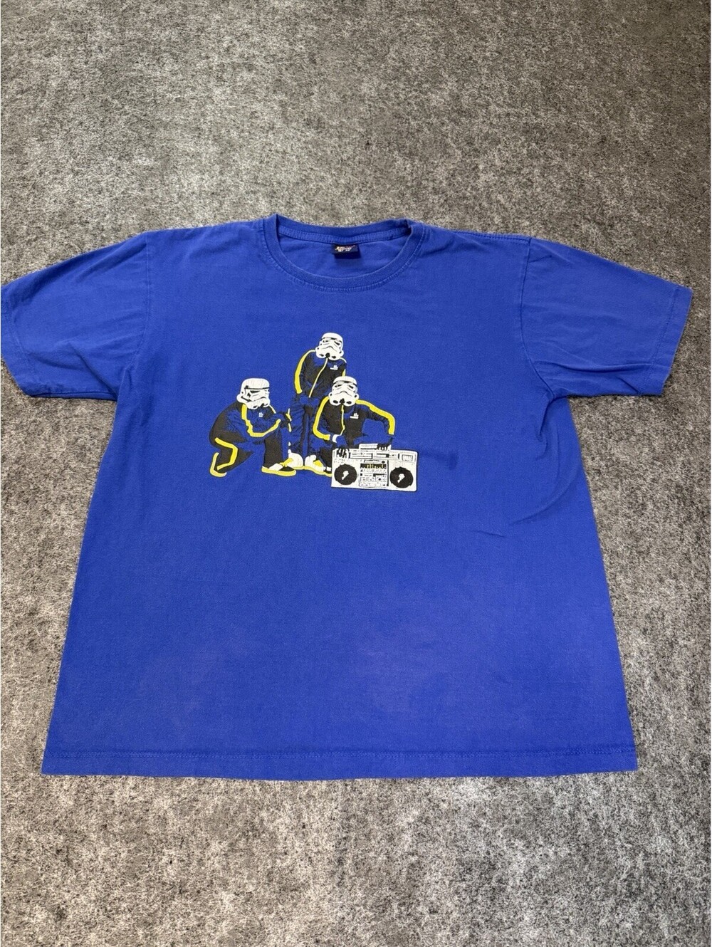 VTG Star Wars Stormtrooper Boombox Graphic Tee Men’s L Blue Cotton